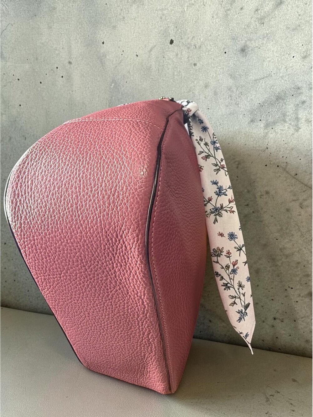 Coach Jes Hobo Handbag Rose Pink Pebble Leather with Floral Scarf Accent - Picture 14 of 14